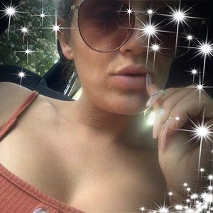 Meet your Posher, Stacey